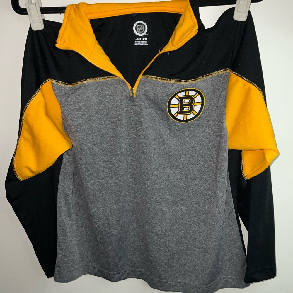 NHL Black and Gray Sweatshirts & Hoodies with Team Branding